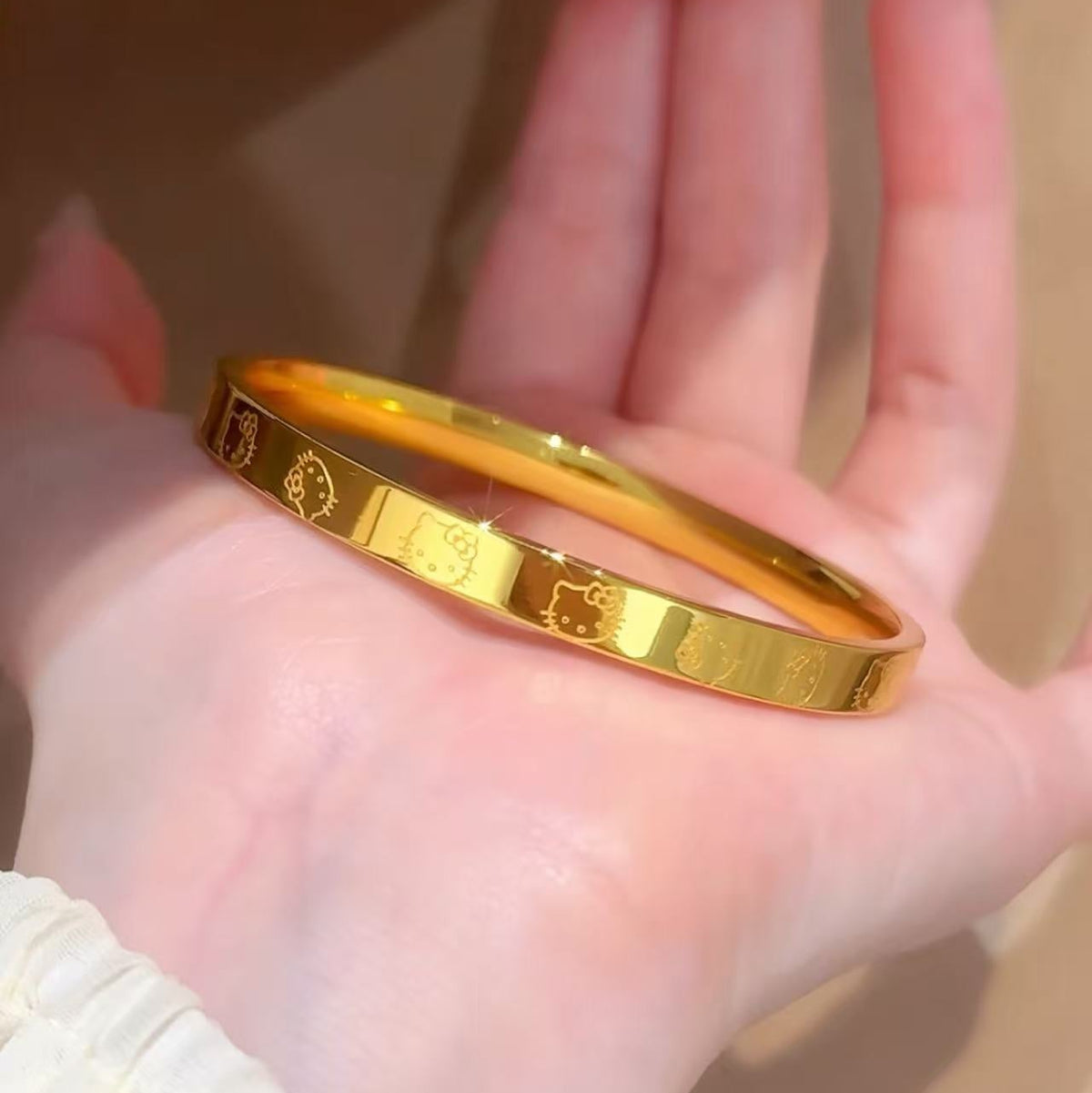 Golden Kitty Bangle ✨