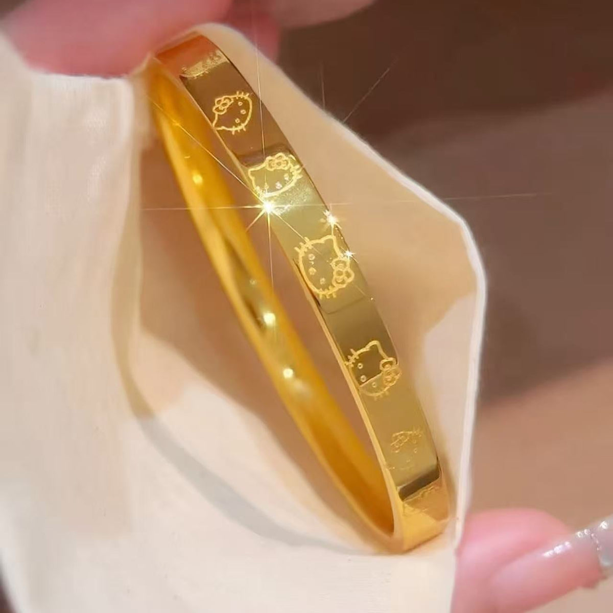 Golden Kitty Bangle ✨