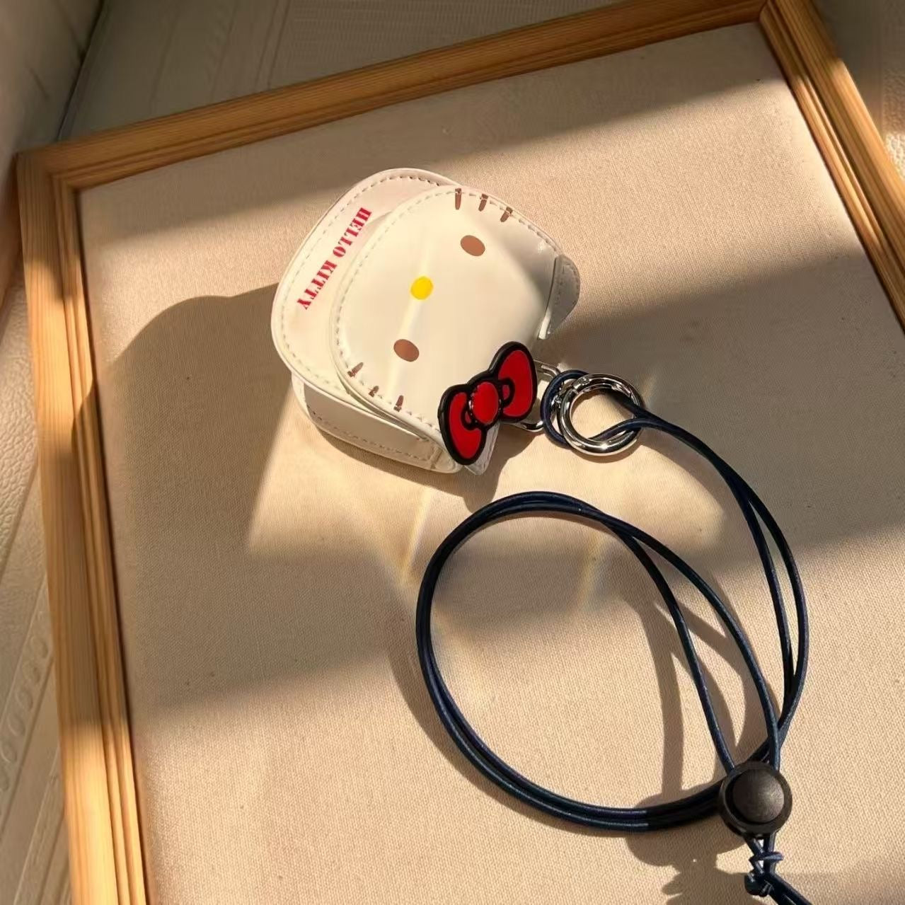 HelloKitty Bluetooth Headphone Case