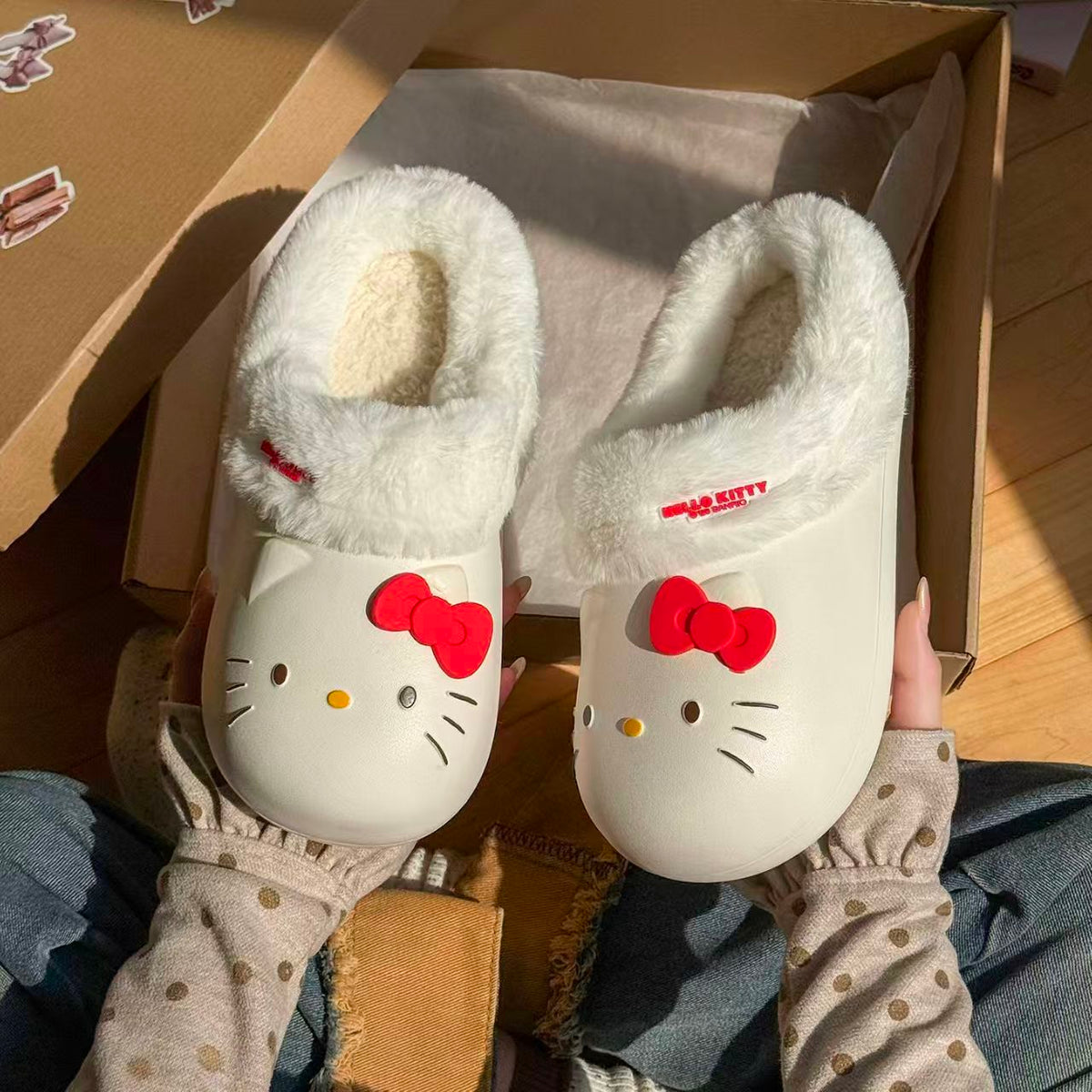 Hello Kitty Cozy Plush Slippers 🎀