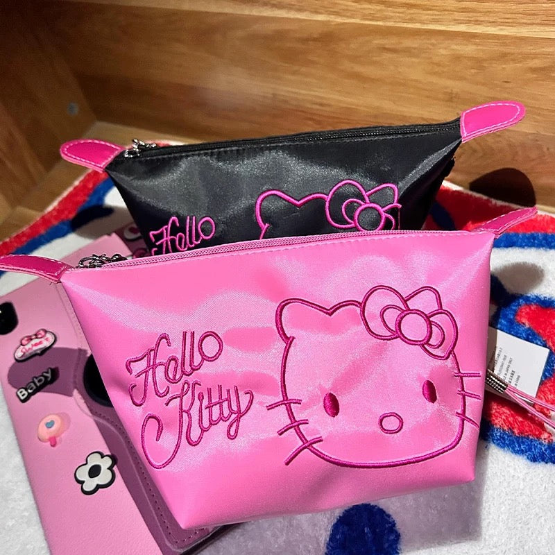 HelloKitty Embroidery Cosmetic Bag Large-capacity