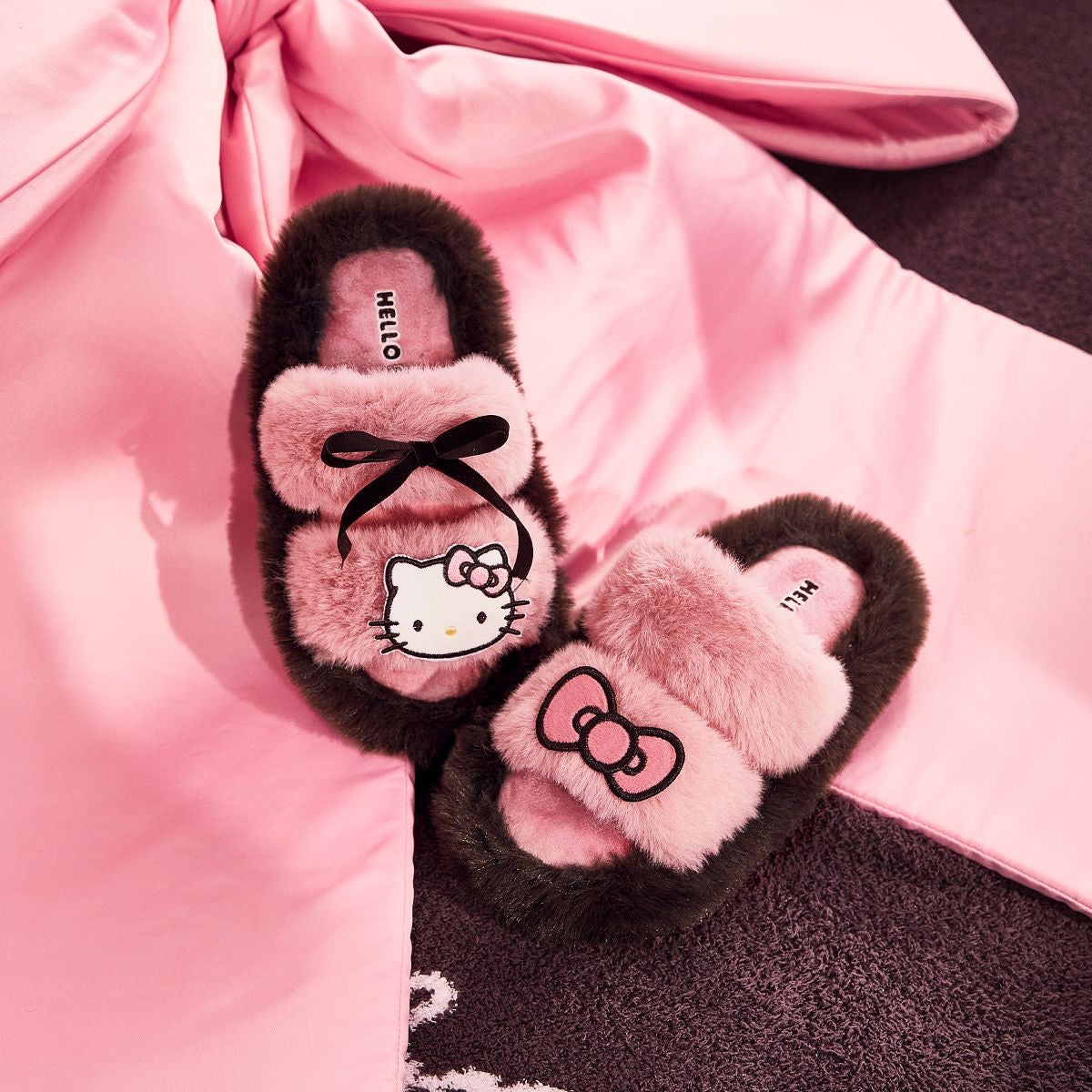 Hello Kitty Enchanted Bow Slippers