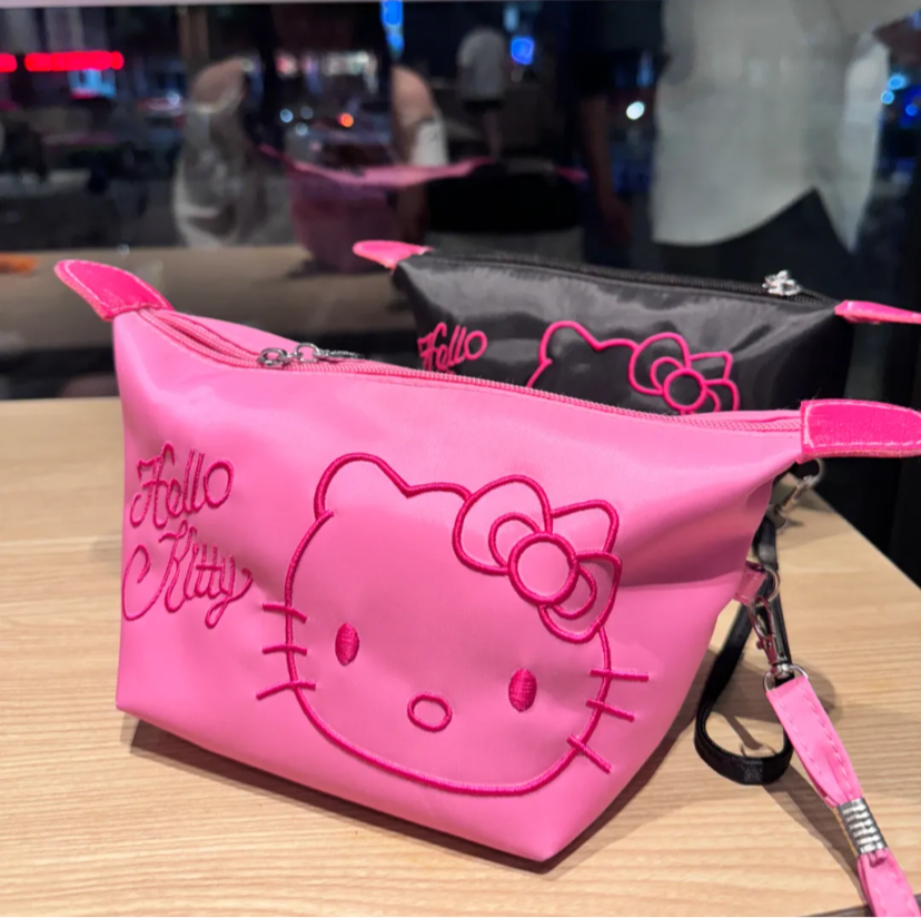 HelloKitty Embroidery Cosmetic Bag Large-capacity