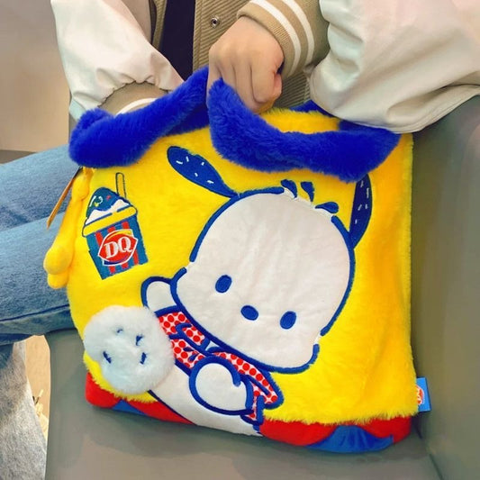 Flauschige Handtasche von Pochacco X DQ