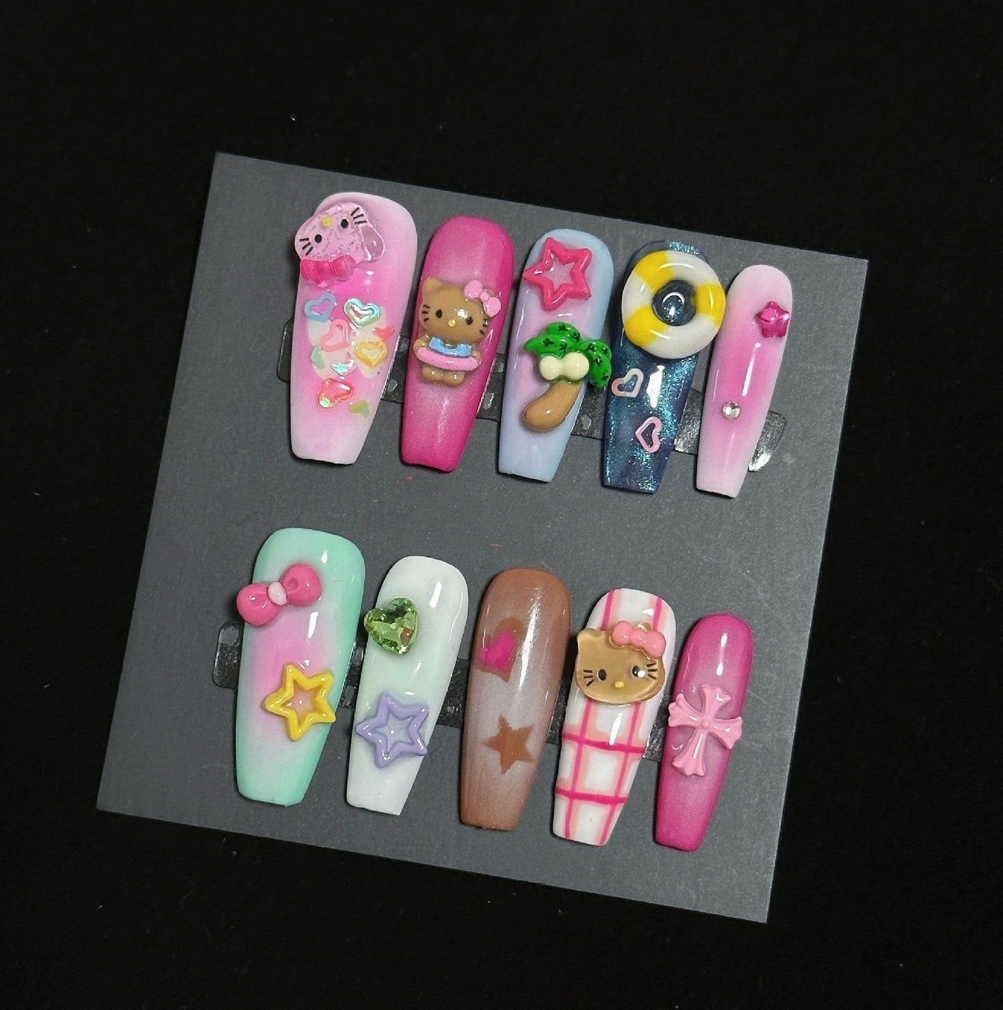 Hello Kitty Hawaii Beach Holiday Press-On Nail Set