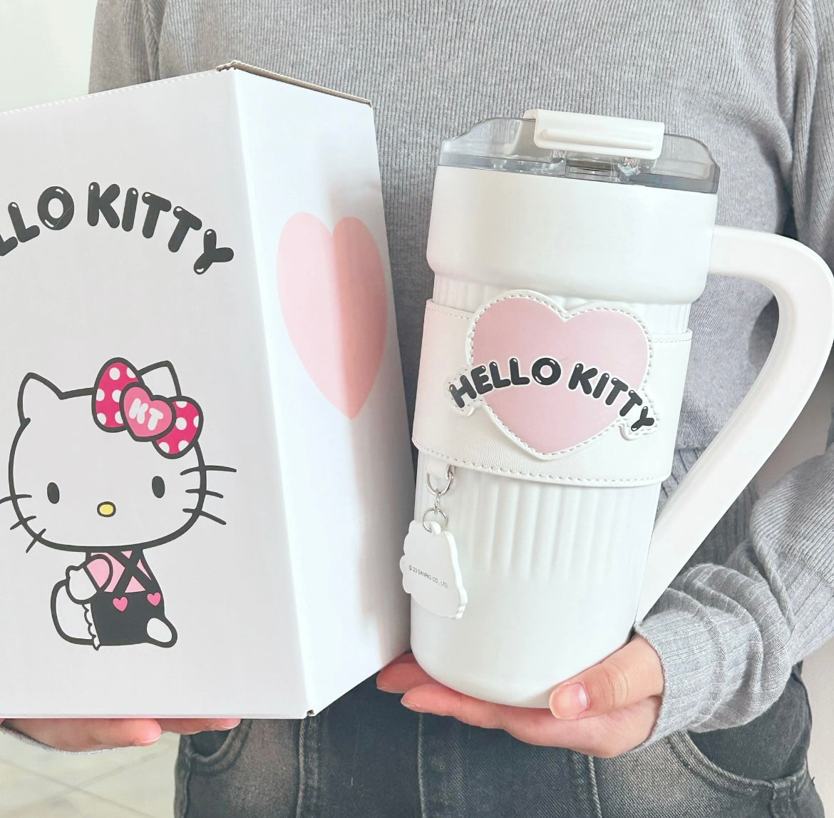 Sanrio Heart Sleeve Leak-proof Tumbler 40 Oz