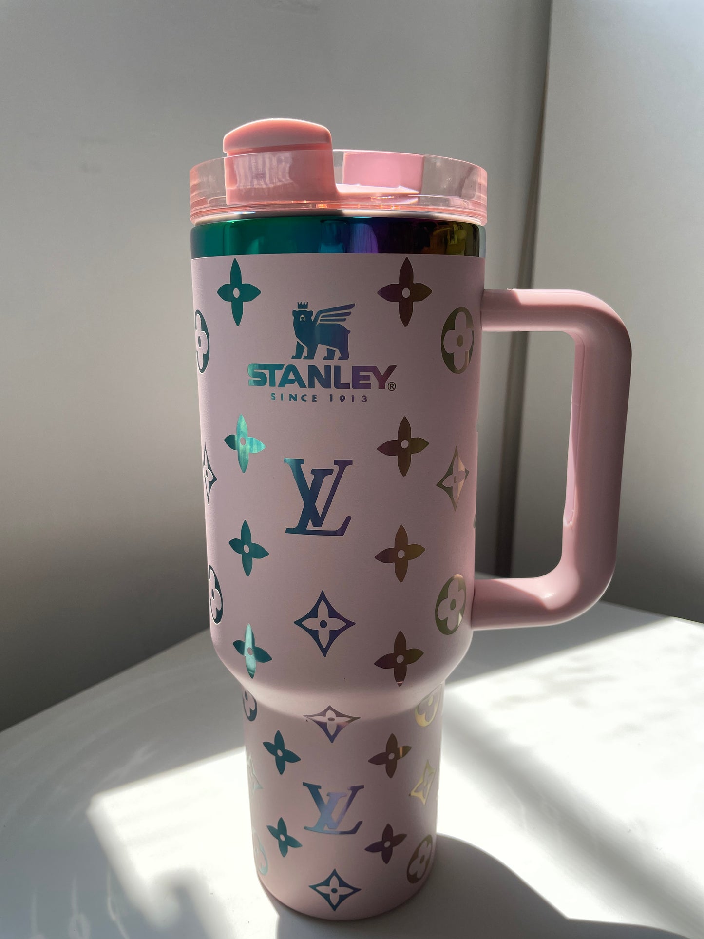 Designer Holographic 40 OZ Insulated Car Cup